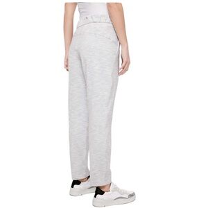 Lululemon On The Fly Pant *27"
Wee Are From Space Nimbus Battleship Size 6